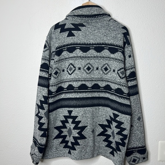 Levi's Men's Reverve Geometric Aztec Fleece Cardigan Gray Size 2XL - Picture 3 of 8